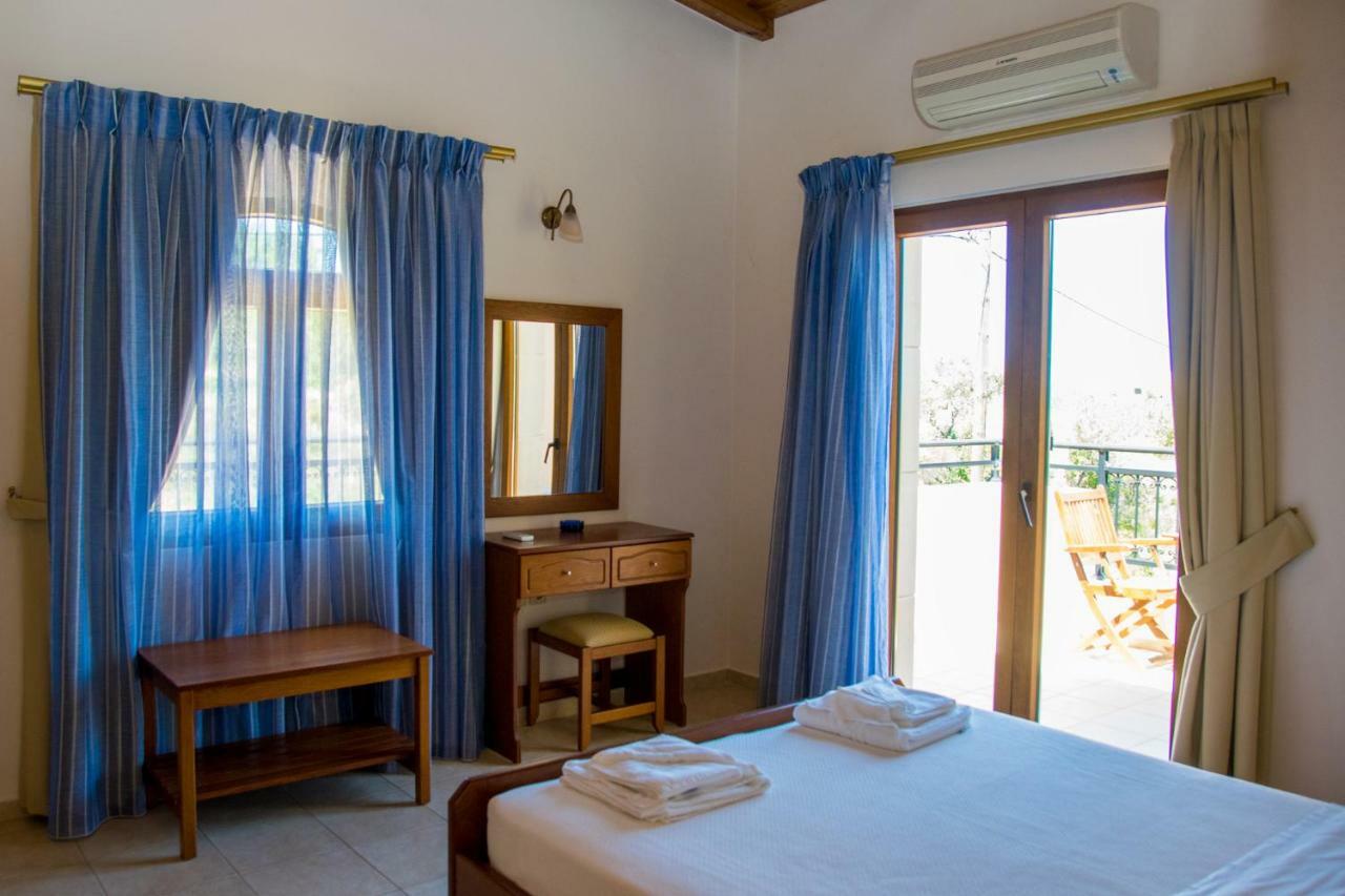 Villa Tinadora Agia Triada ภายนอก รูปภาพ